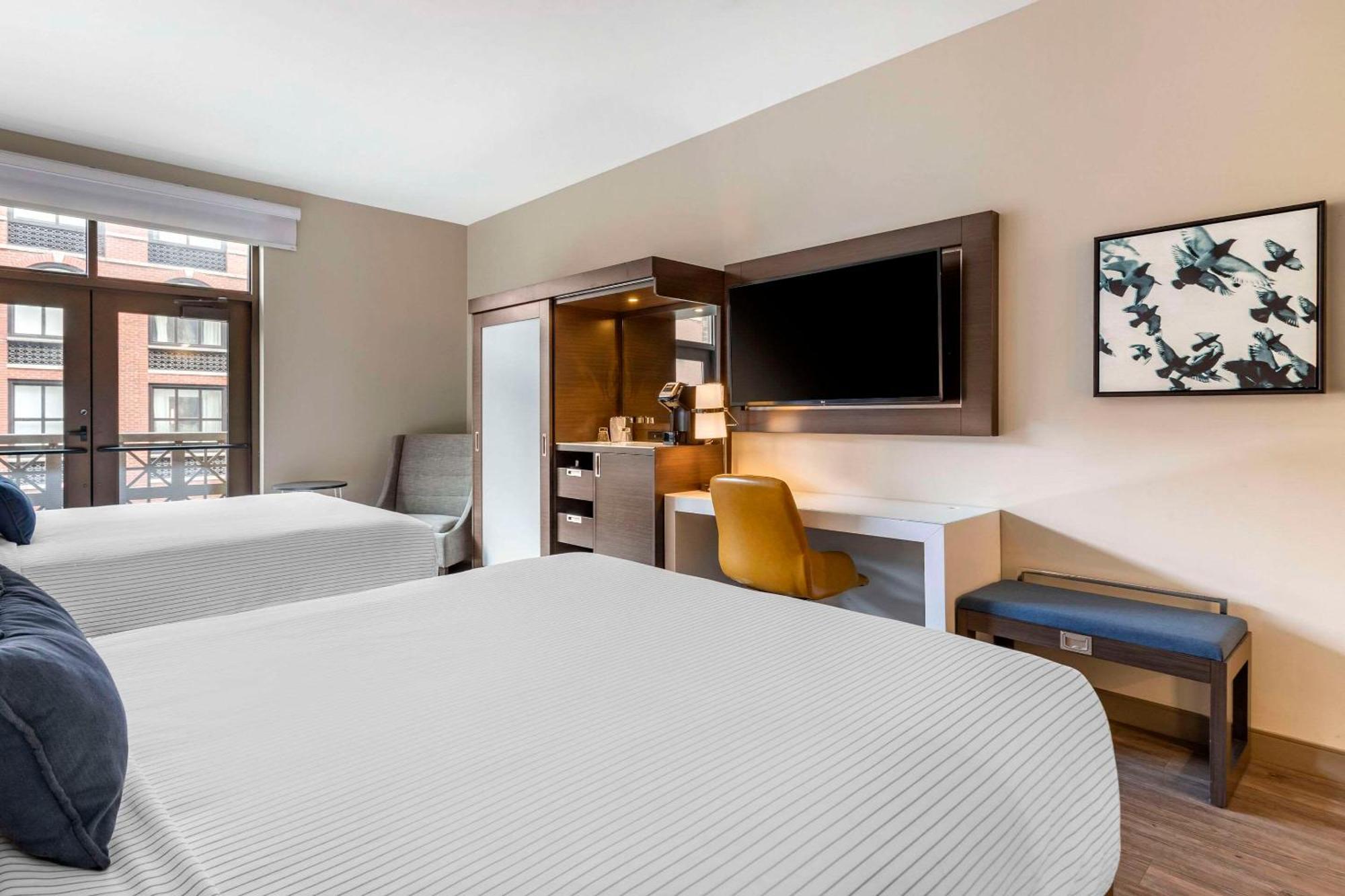 Cambria Hotel Savannah Downtown Historic District מראה חיצוני תמונה