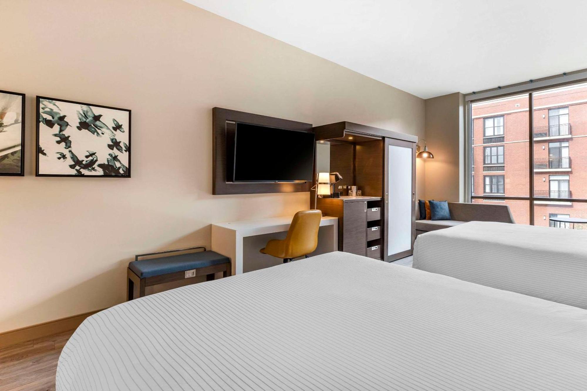 Cambria Hotel Savannah Downtown Historic District מראה חיצוני תמונה